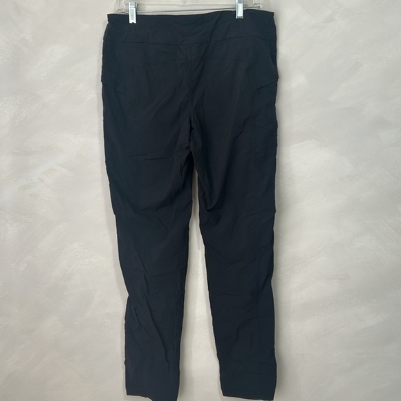 Outdoor Research size 10 Black hiking pants pull-on drawstring deep pockets - Picture 4 of 8